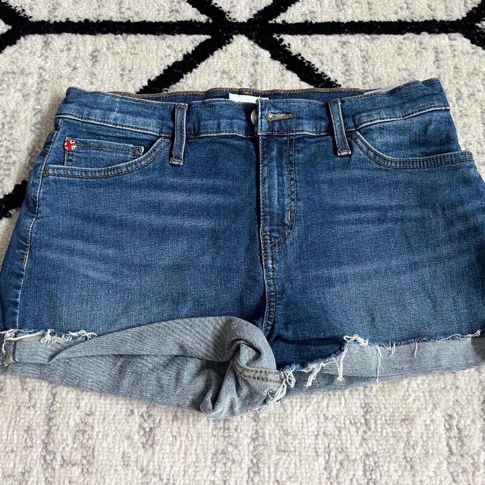 HUDSON Cutoff Short size 27 waist - Picture 2 of 3